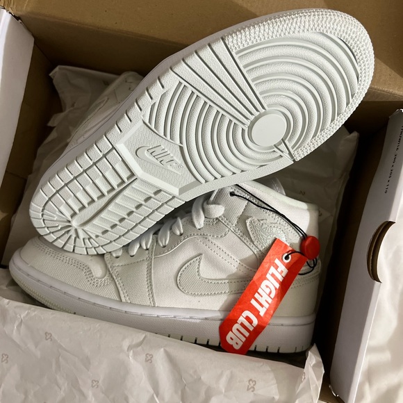 Air Jordan 1